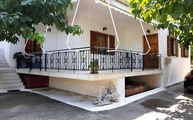 Glyfada'S Family Apartment
